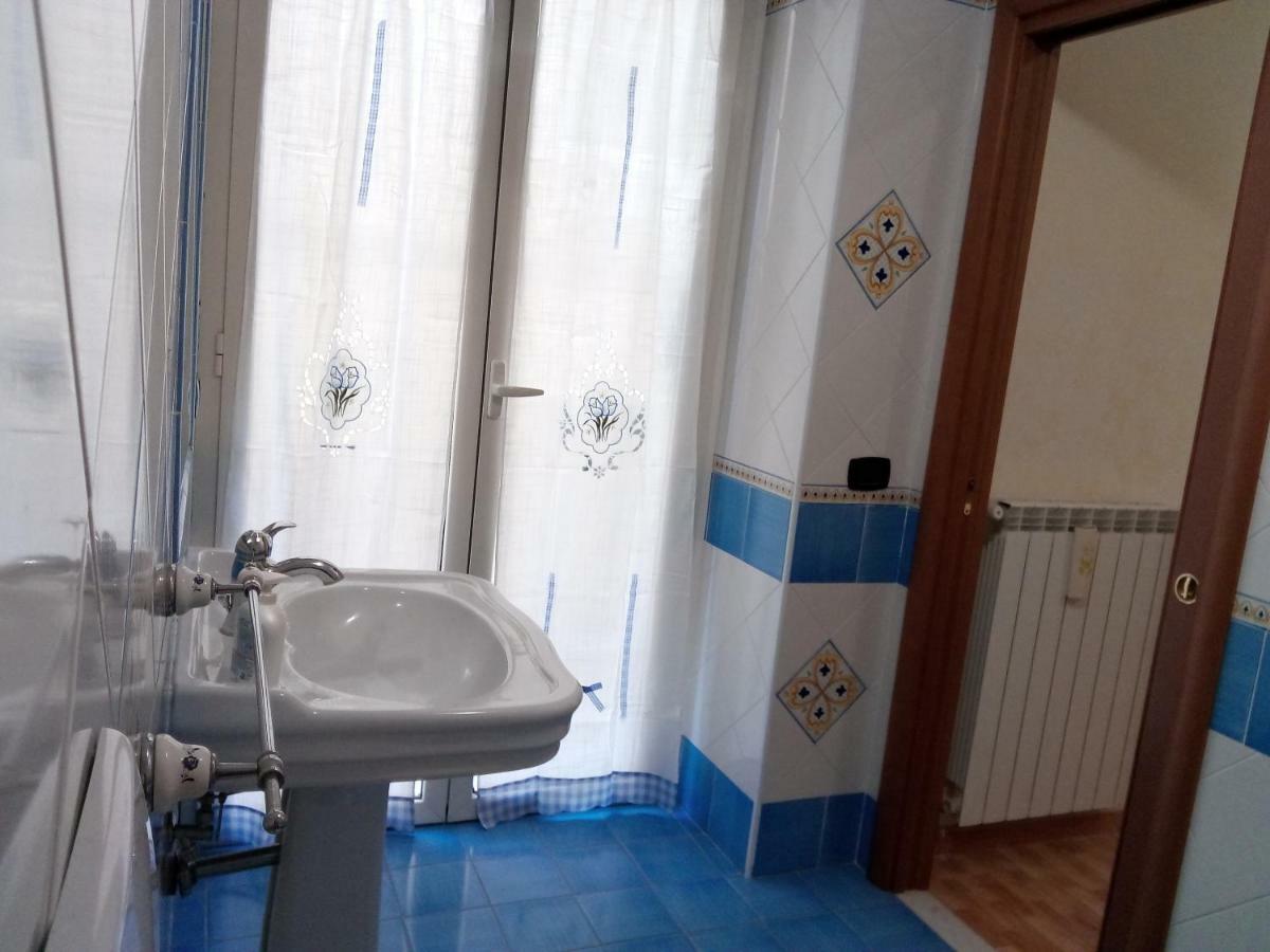 B&B Teresella Napoli Eksteriør bilde