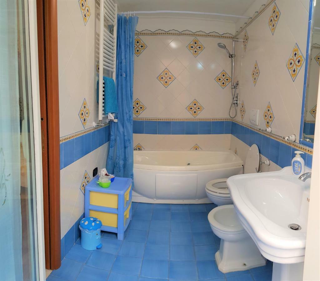B&B Teresella Napoli Eksteriør bilde